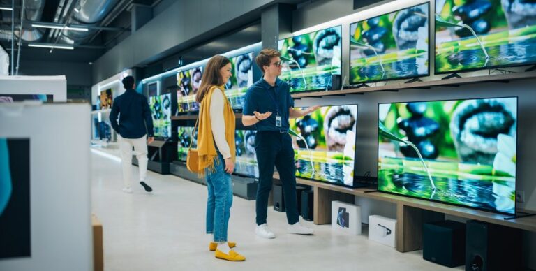 lcd-protiv-oled-televizory-s-kakoj-tehnologiej-displeev-rabotajut-luchshe-4c45438