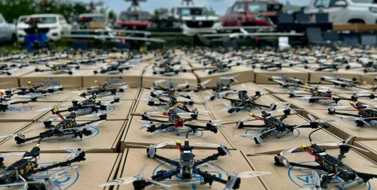 v-ukraine-nauchilis-prevrashhat-samye-deshevye-fpv-drony-v-superumnye-kak-eto-pomozhet-vsu-c9896b2