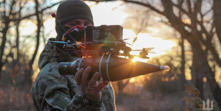 funkcional-k-kotoromu-stremilis-bojcy-kak-rabotaet-konstruktor-dronov-v-marketplejse-dlja-vsu-da5b290