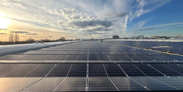 solnechnye-paneli-stali-glavnym-istochnikom-energii-v-evrope-pochemu-oni-tak-populjarny-754196c