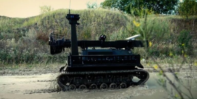 v-ukraine-sozdali-neobychnogo-robota-pljushh-chem-on-navredit-rossijskoj-armii-467395c