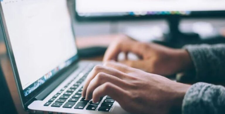 isportitsja-li-noutbuk-esli-budet-postojanno-podkljuchen-k-seti-eksperty-otvetili-3e9ca44