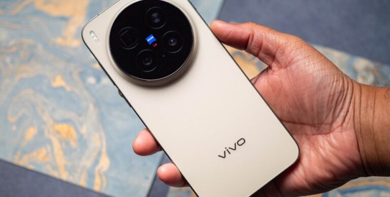 top-5-luchshih-smartfonov-oktjabrja-2025-goda-udivil-ne-tolko-xiaomi-foto-video-893ac61