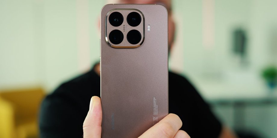 cmartfony-xiaomi-podorozhajut-no-ne-vse-kakih-imenno-modelej-eto-kosnetsja-foto-6b41dd9.jpg