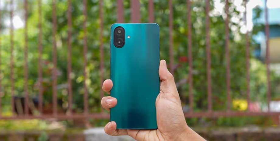 kachestvennyj-smartfon-do-5-000-grn-kakaja-model-samsung-stala-hitom-v-ukraine-foto-a30a30c.jpg