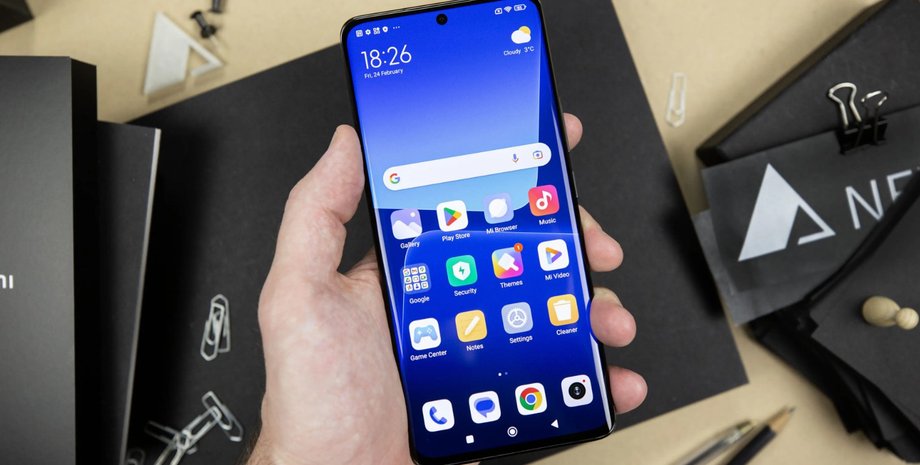 cмартфон xiaomi 13 pro оболочка hyperos