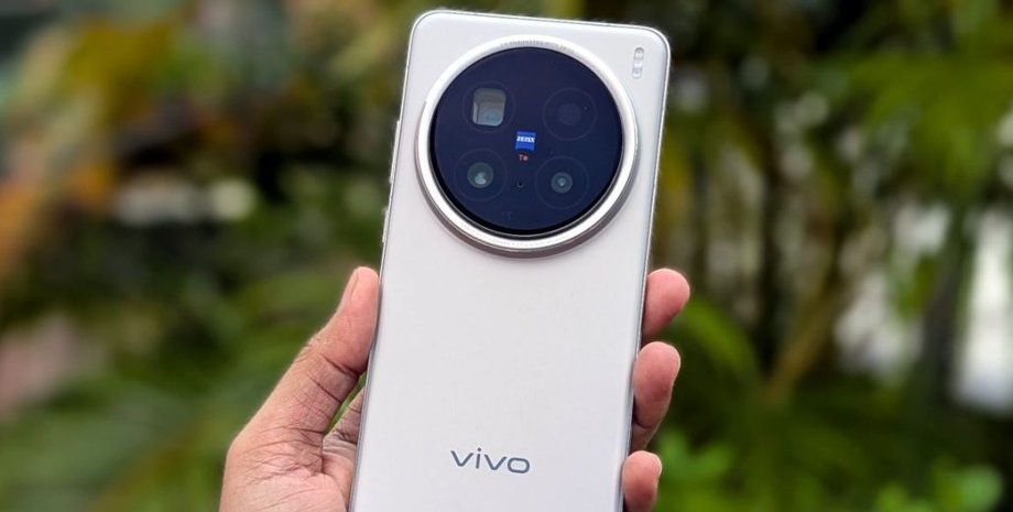 смартфоны Vivo новая серия камеры ZEISS